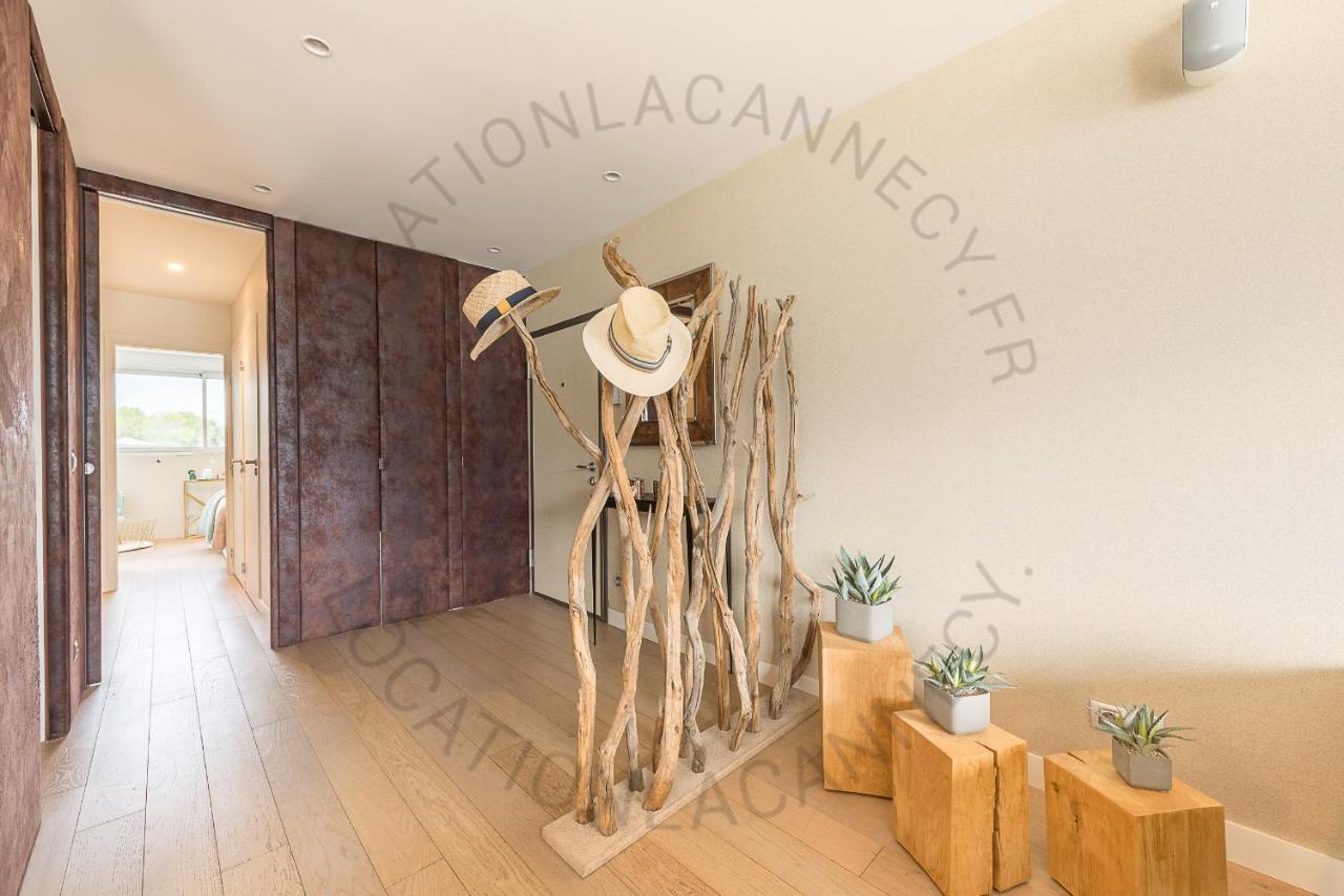 Lake, Luxury Floor - Lla Selections By Location