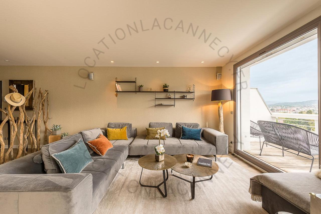 Lake, Luxury Floor - Lla Selections By Location *